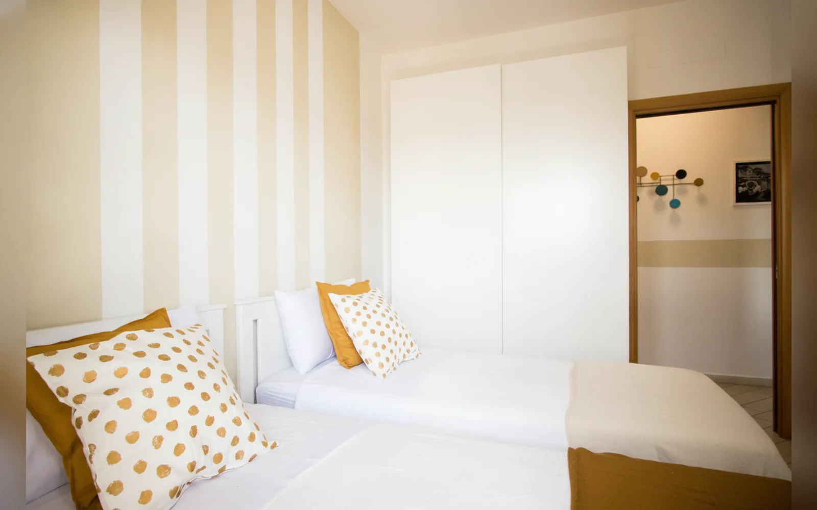 Camera con bagno privato — Casa Vivienne,  (Campania) (foto 12)