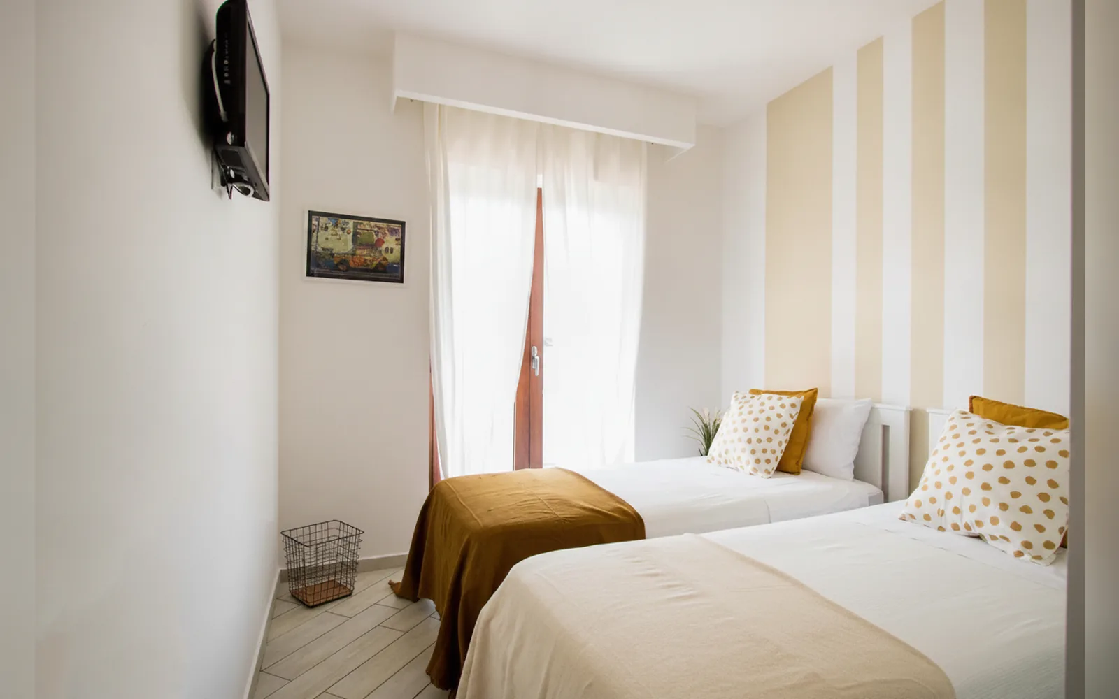 Camera con bagno privato — Casa Vivienne,  (Campania) (foto 17)
