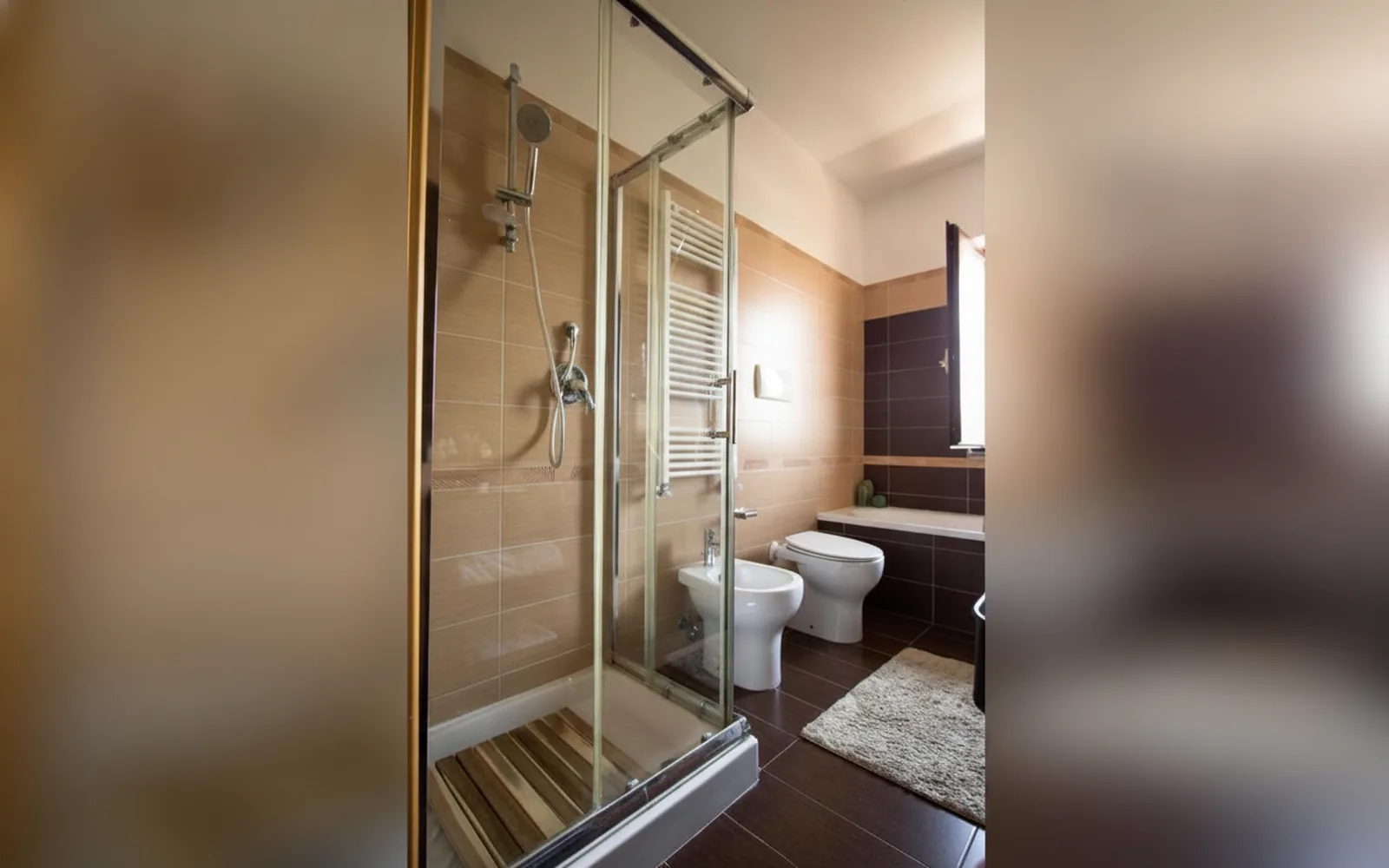 Camera con bagno privato — Casa Vivienne,  (Campania) (foto 36)