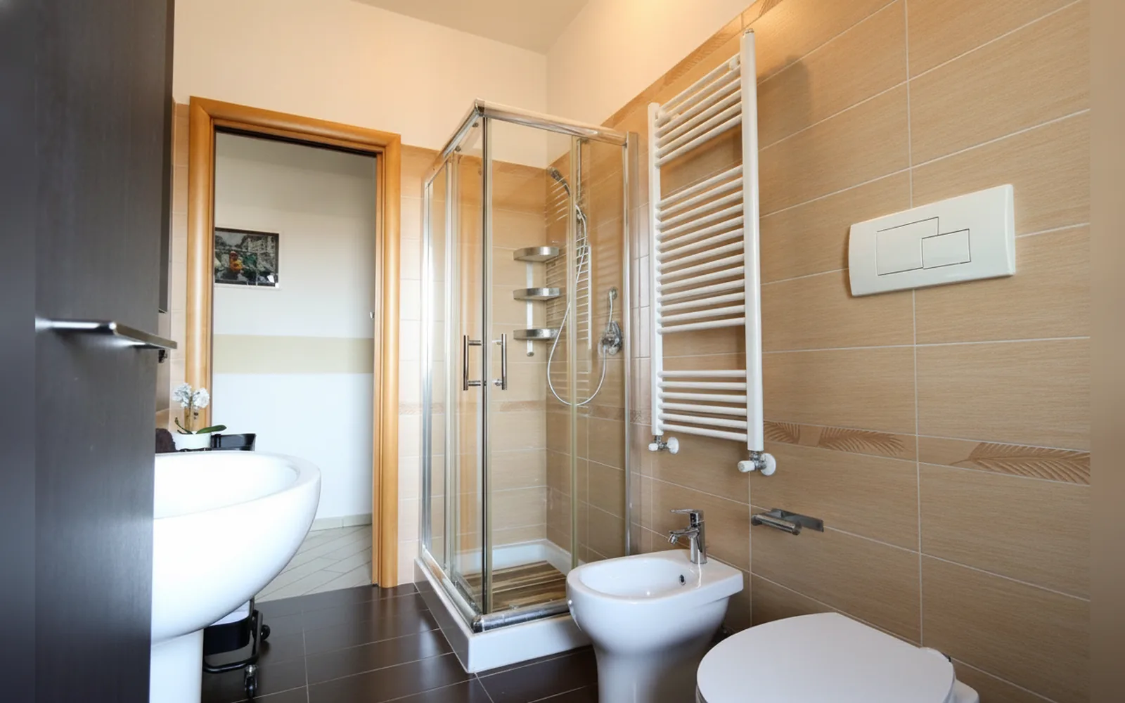 Camera con bagno privato — Casa Vivienne,  (Campania) (foto 38)