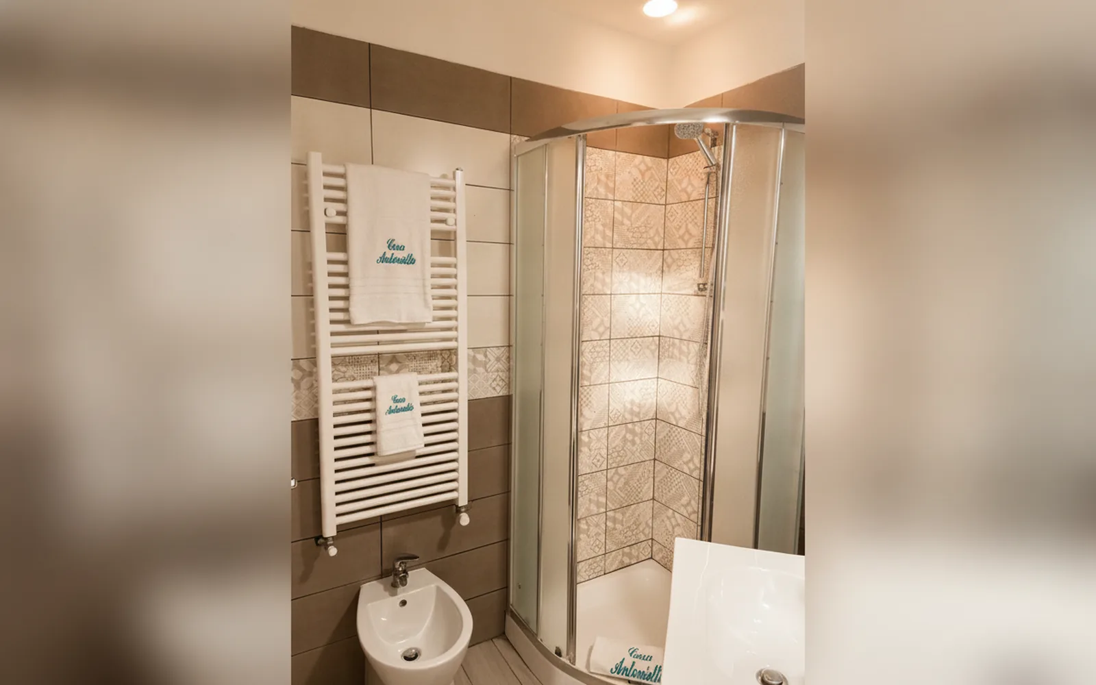 Camera con bagno privato — Casa Vivienne,  (Campania) (foto 40)