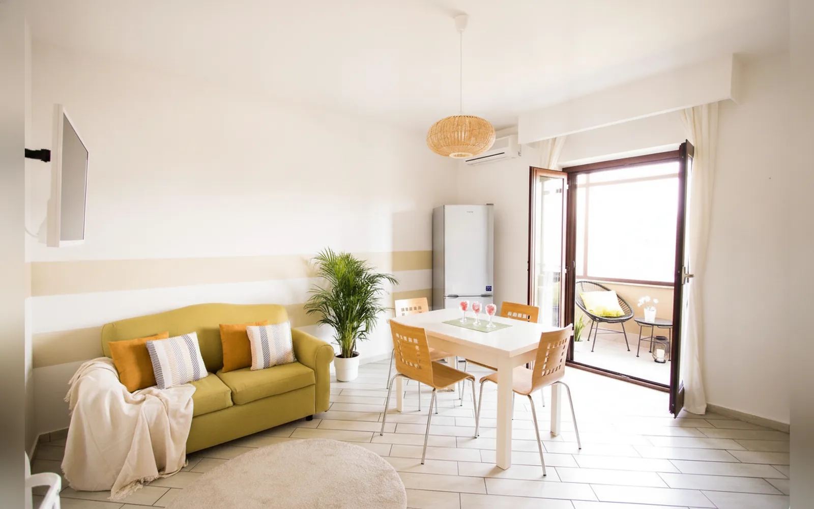 Camera con bagno privato — Casa Vivienne,  (Campania) (foto 51)